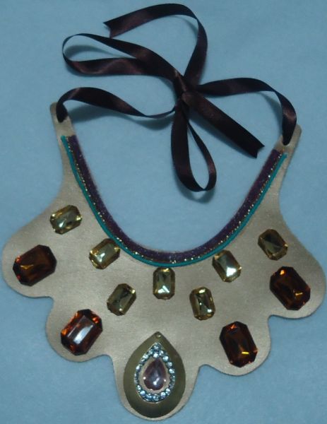 Maxi colar dourado
